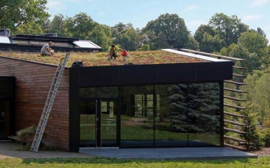 Green roof on the Botanic Garden Nevin Welcome Center